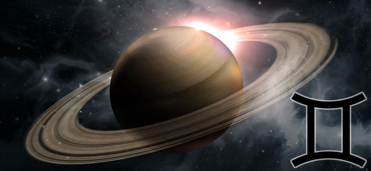 Saturn in Gemini: How It Shapes Your Personality and Life – astrozella.com